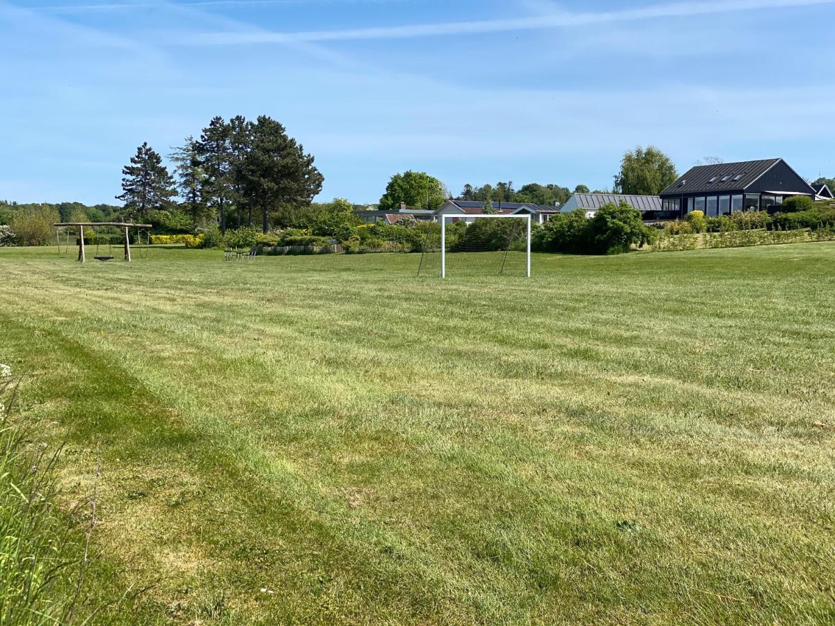 Strandhuset. Asperup Bagian luar foto